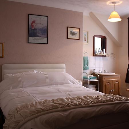 Cromer House Bed & Breakfast Exterior photo