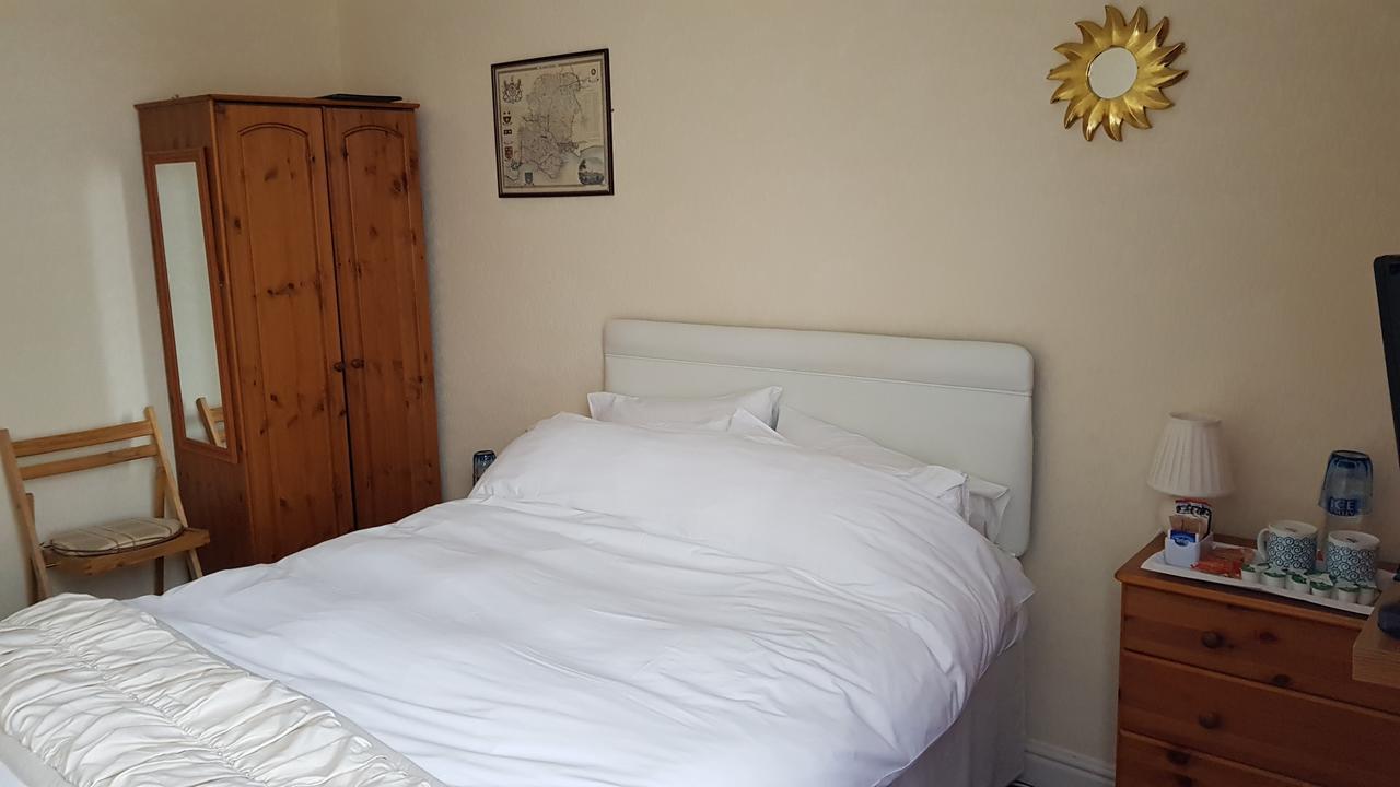 Cromer House Bed & Breakfast Exterior photo