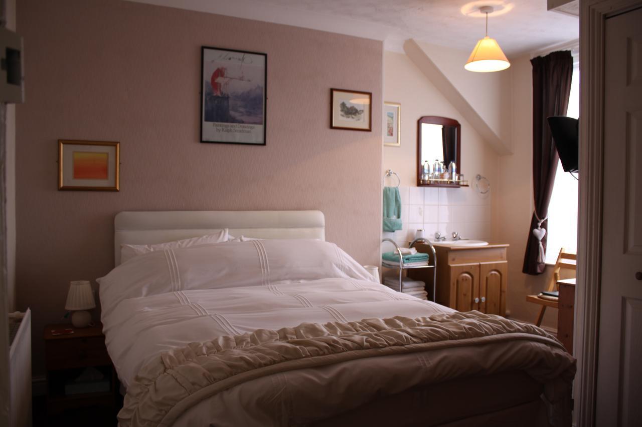 Cromer House Bed & Breakfast Exterior photo